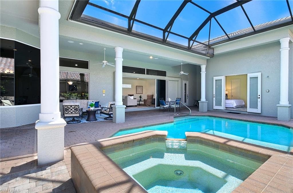 3133 Terramar Dr, Naples, FL 34119-6