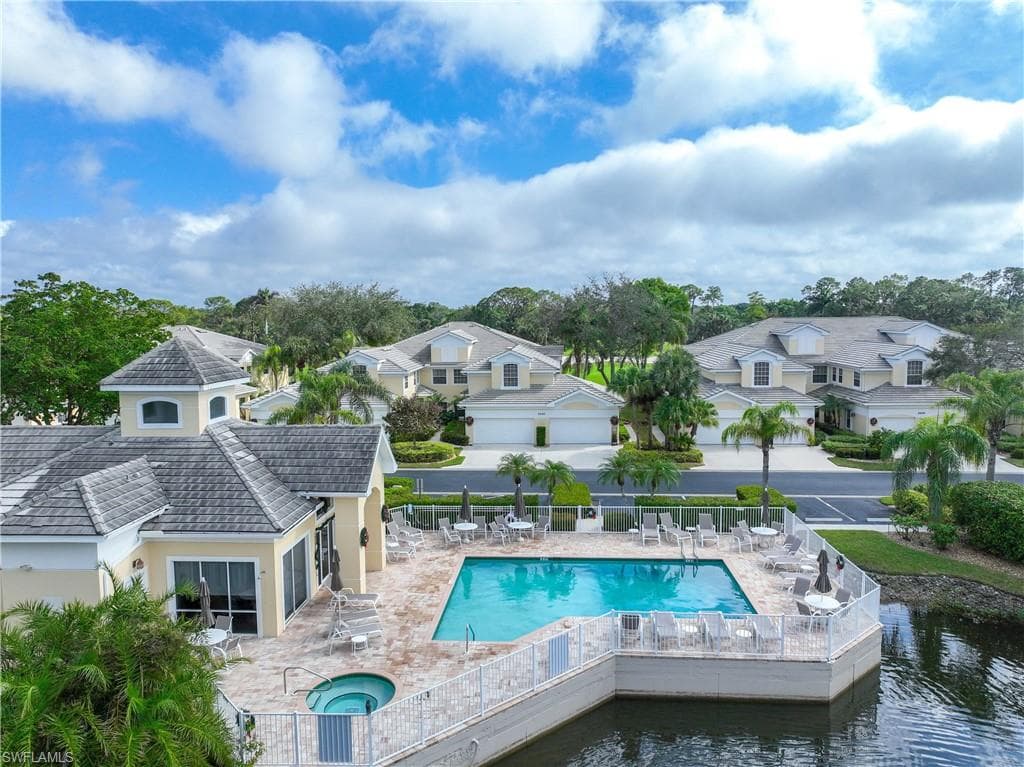 8580 Mystic Greens Way 602, Naples, FL 34113-10