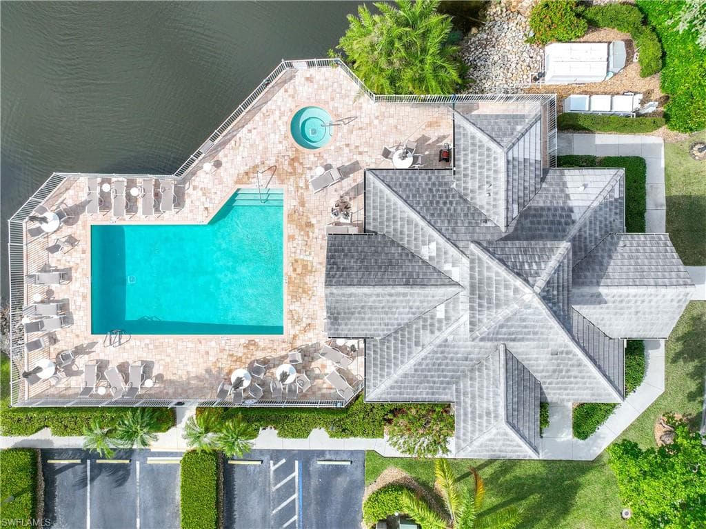 8580 Mystic Greens Way 602, Naples, FL 34113-11