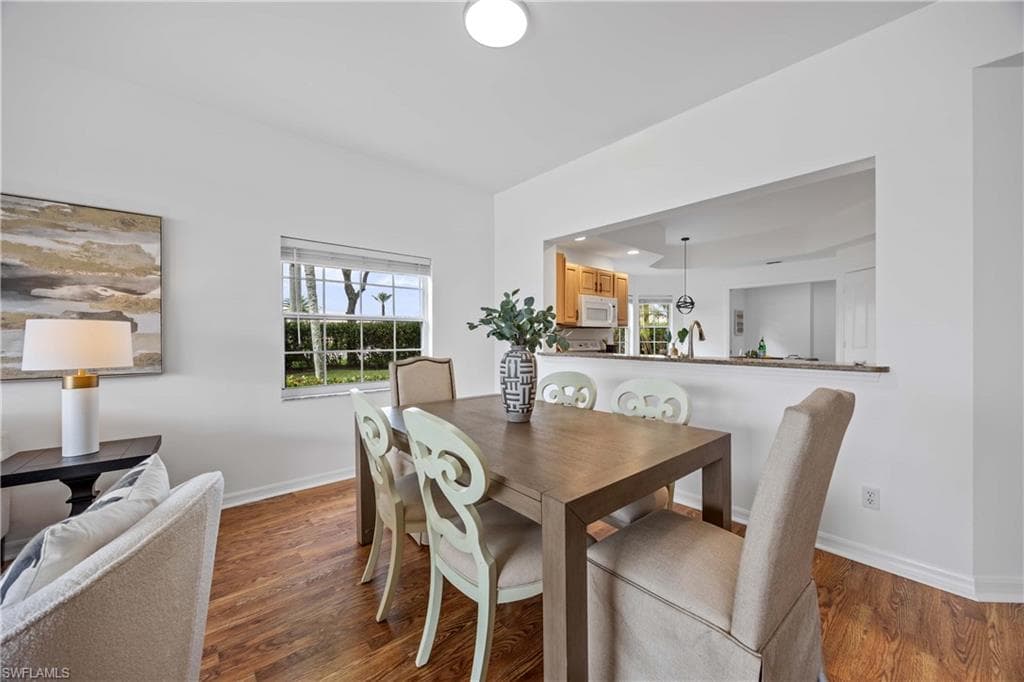 8580 Mystic Greens Way 602, Naples, FL 34113-28