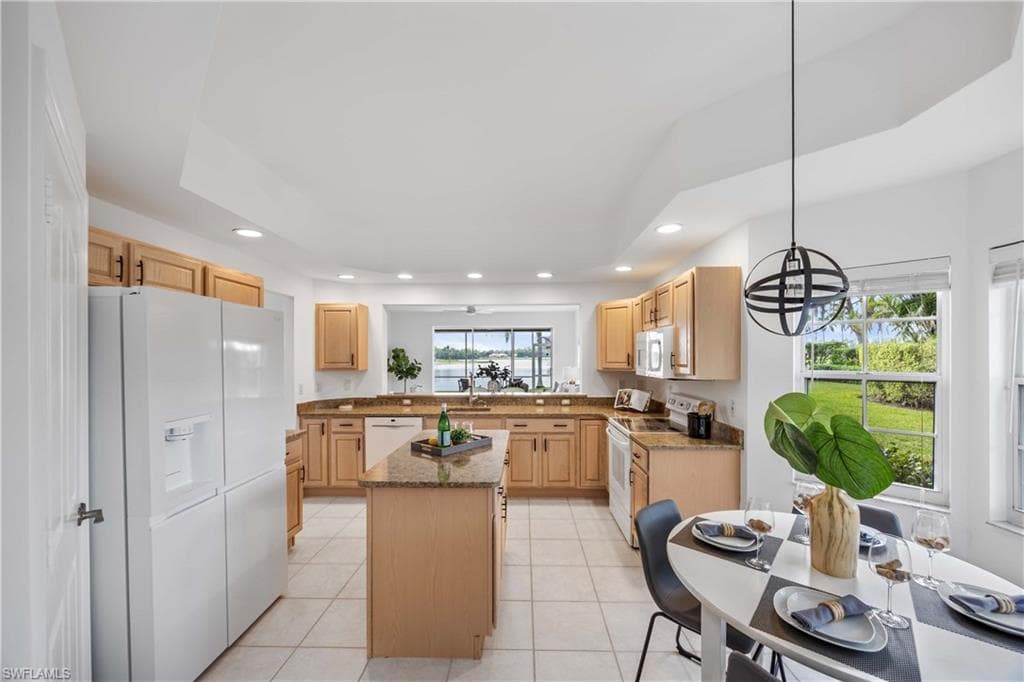8580 Mystic Greens Way 602, Naples, FL 34113-34