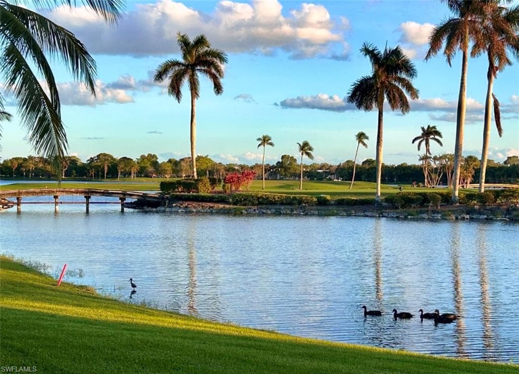 8580 Mystic Greens Way 602, Naples, FL 34113-3