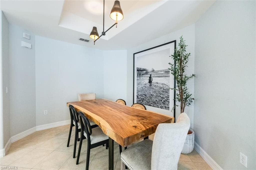 1786 Tarpon Bay Dr S 102, Naples, FL 34119-11