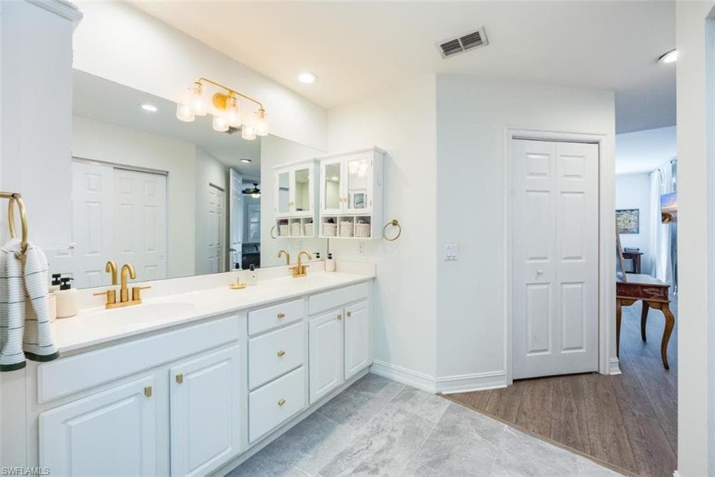1786 Tarpon Bay Dr S 102, Naples, FL 34119-13