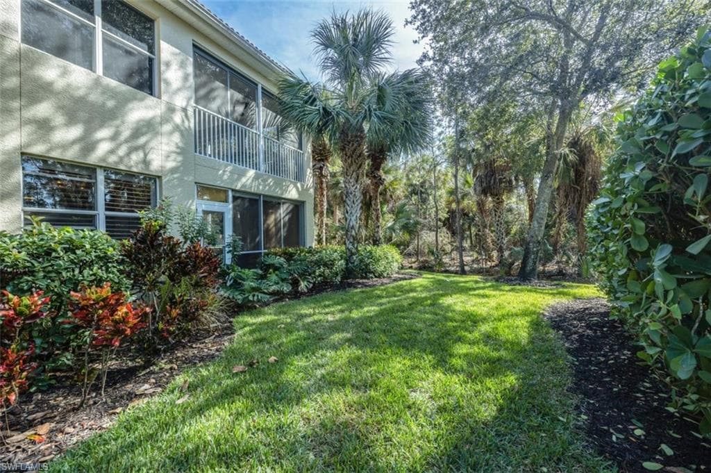 1786 Tarpon Bay Dr S 102, Naples, FL 34119-7