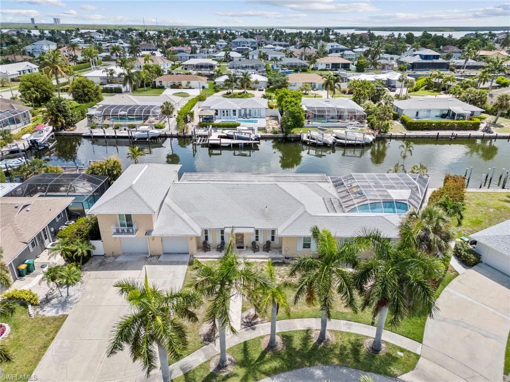 775 Willow Ct, Marco Island, FL 34145-2