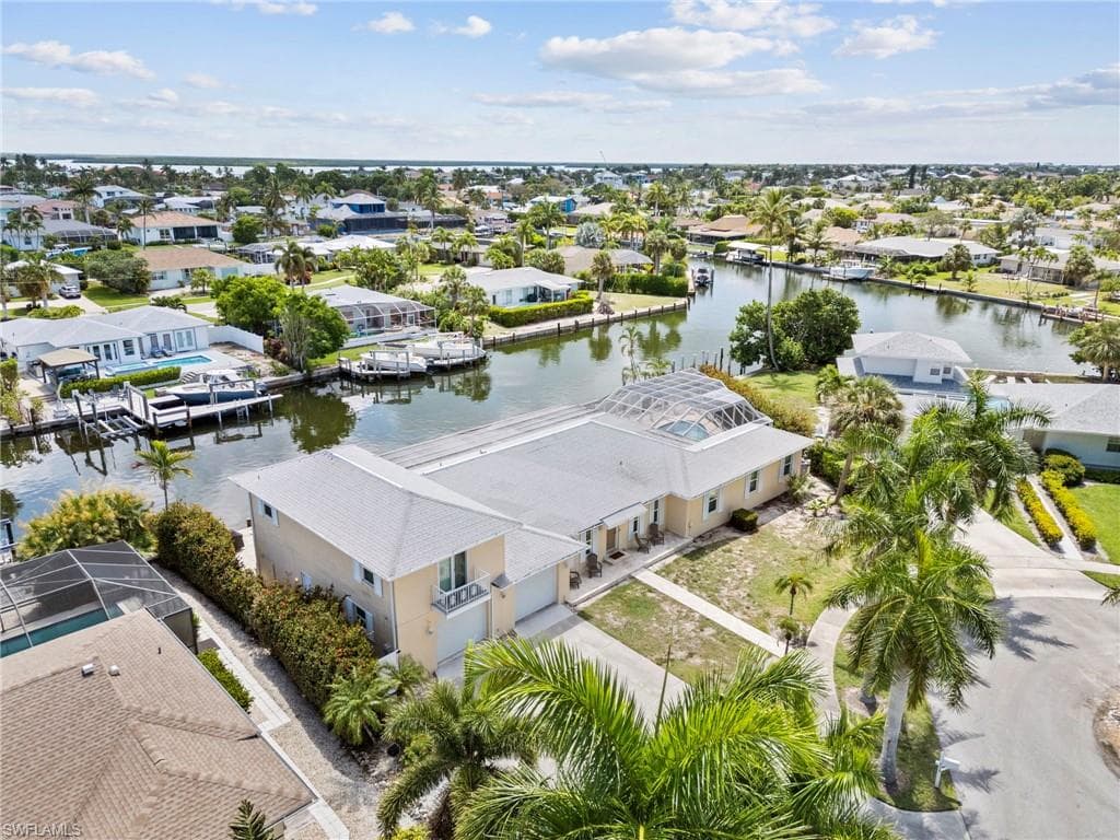 775 Willow Ct, Marco Island, FL 34145-36