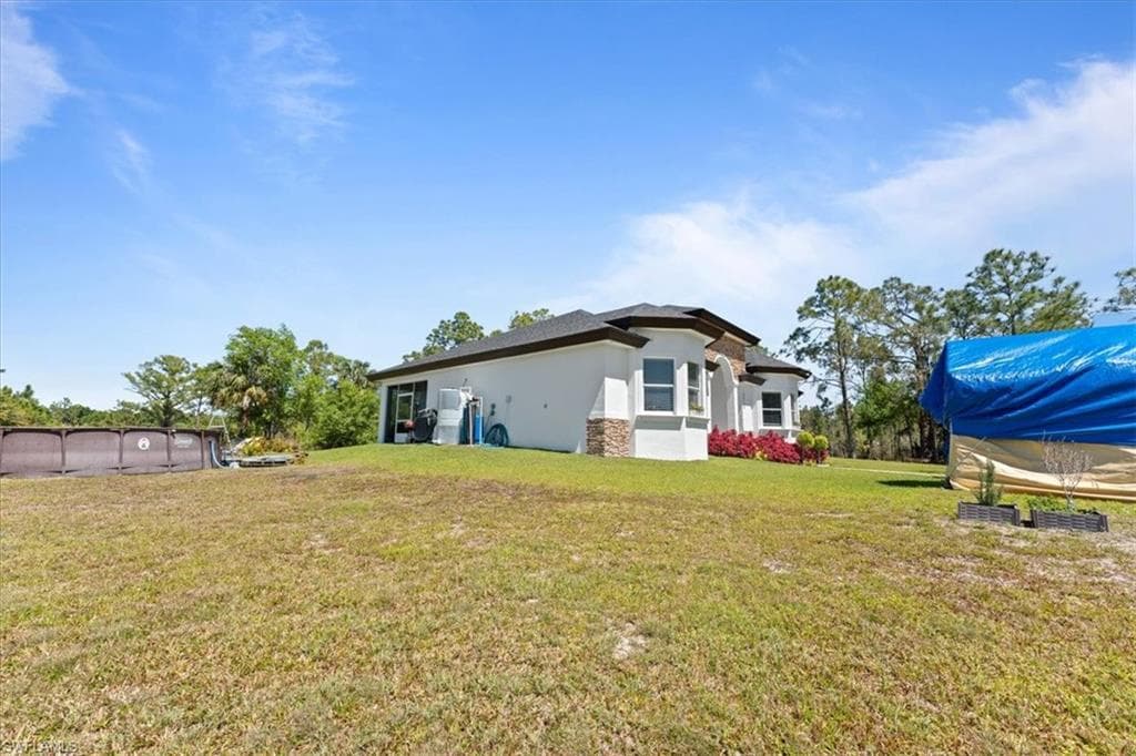 3219 64th Ave NE, Naples, FL 34120-24