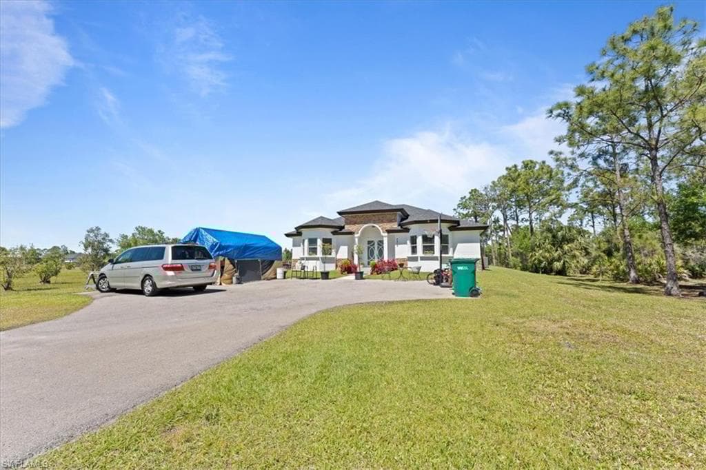3219 64th Ave NE, Naples, FL 34120-27