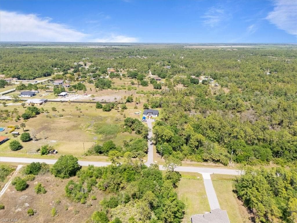 3219 64th Ave NE, Naples, FL 34120-33