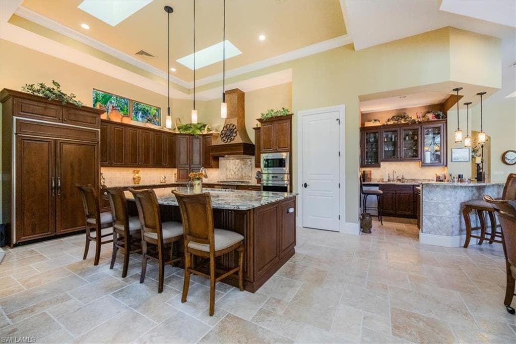 28724 La Caille Dr, Naples, FL 34119-12