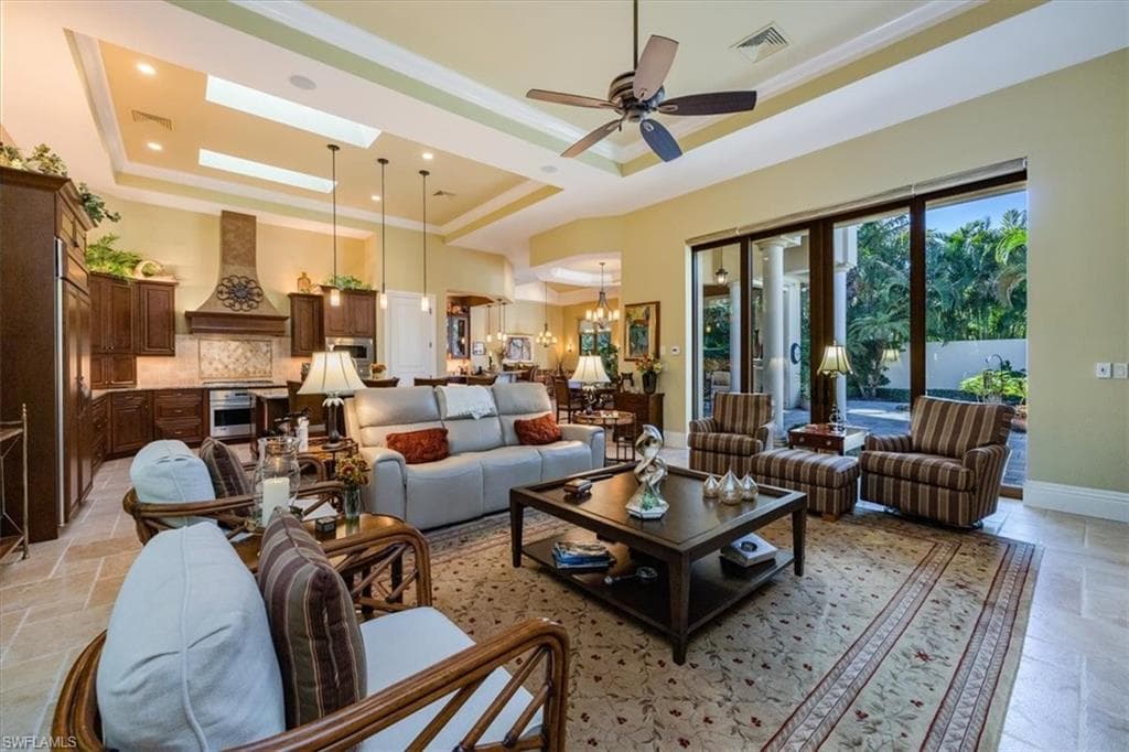 28724 La Caille Dr, Naples, FL 34119-4