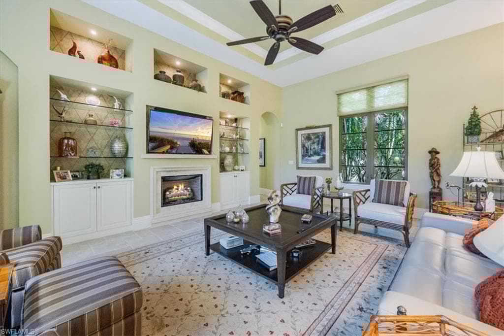28724 La Caille Dr, Naples, FL 34119-6