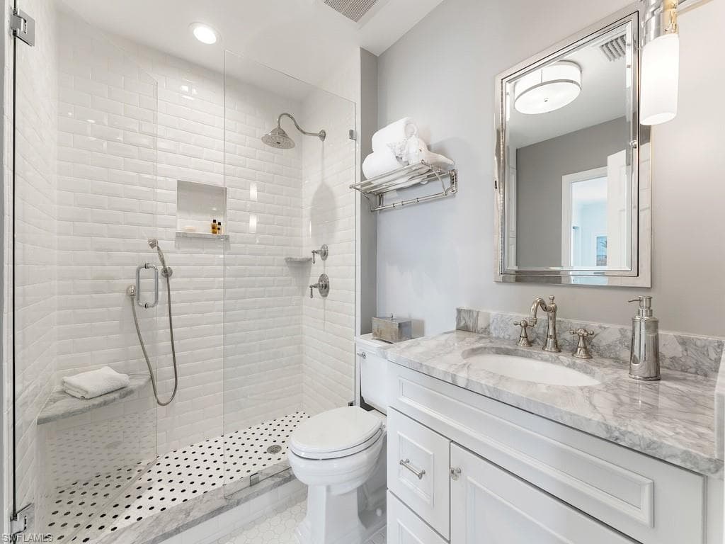 2401 Gulf Shore Blvd N Villa 2, Naples, FL 34103-12