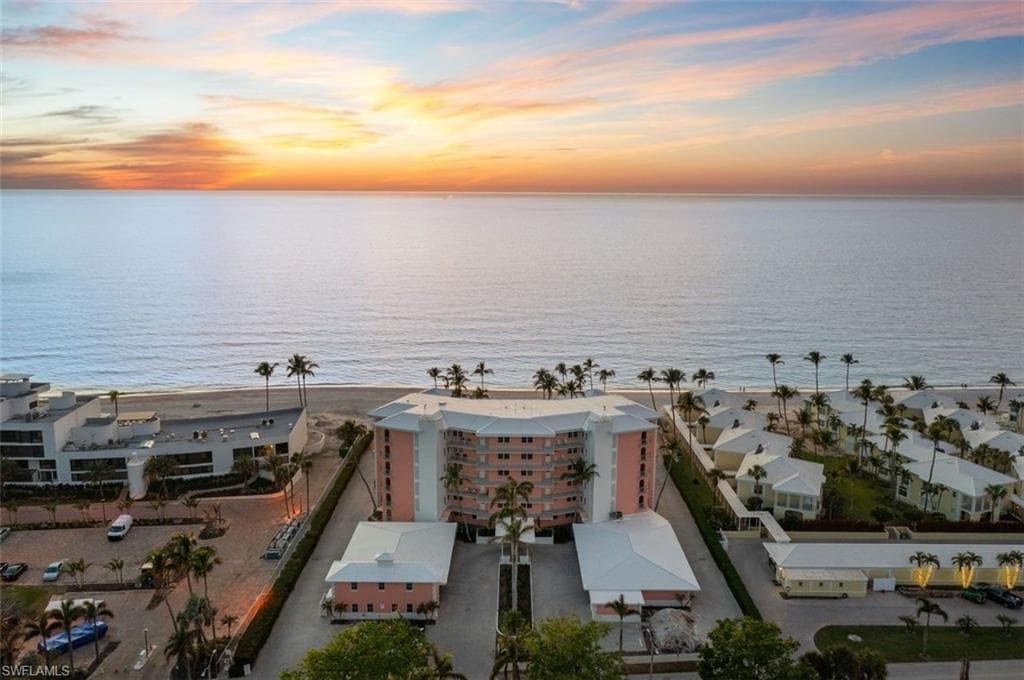2401 Gulf Shore Blvd N Villa 2, Naples, FL 34103-15