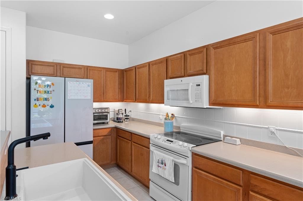 2007 Sagebrush Cir, Naples, FL 34120-10