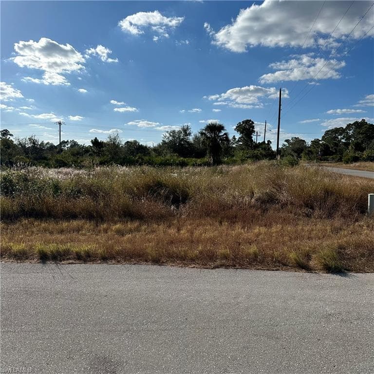 522 Montclair Ave S, Lehigh Acres, FL 33974-4
