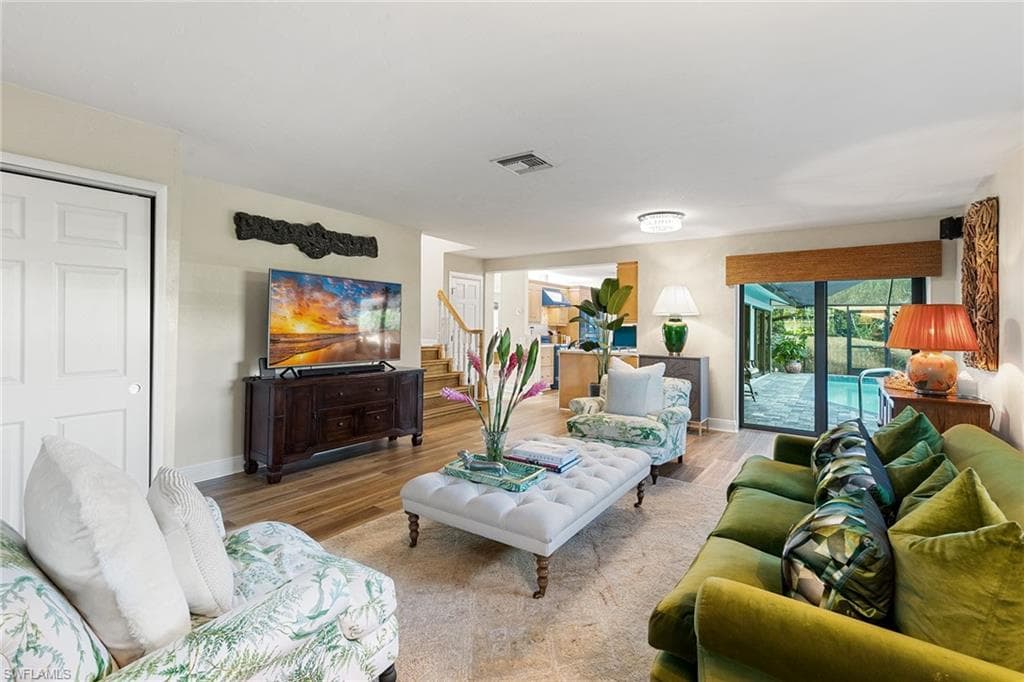 568 Tigertail Ct, Marco Island, FL 34145-22