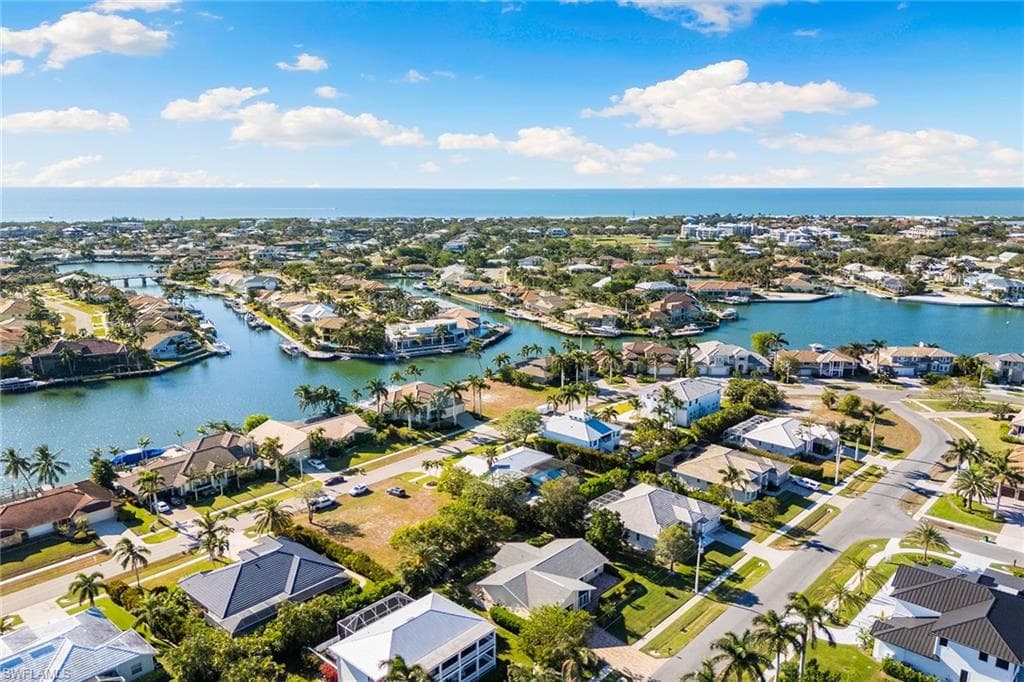 568 Tigertail Ct, Marco Island, FL 34145-43