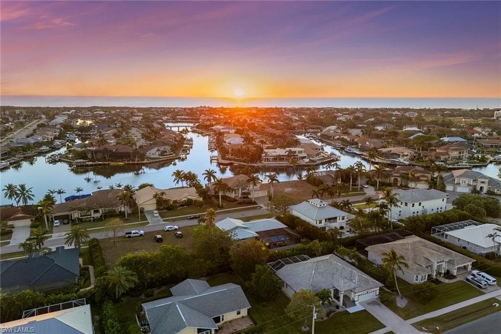 568 Tigertail Ct, Marco Island, FL 34145-48