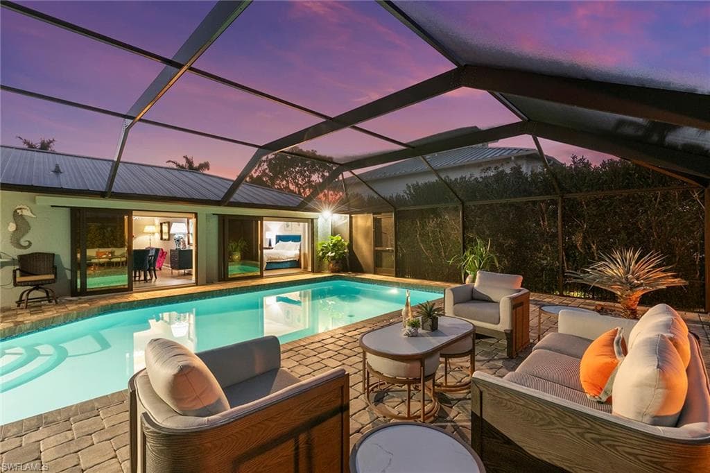 568 Tigertail Ct, Marco Island, FL 34145-4