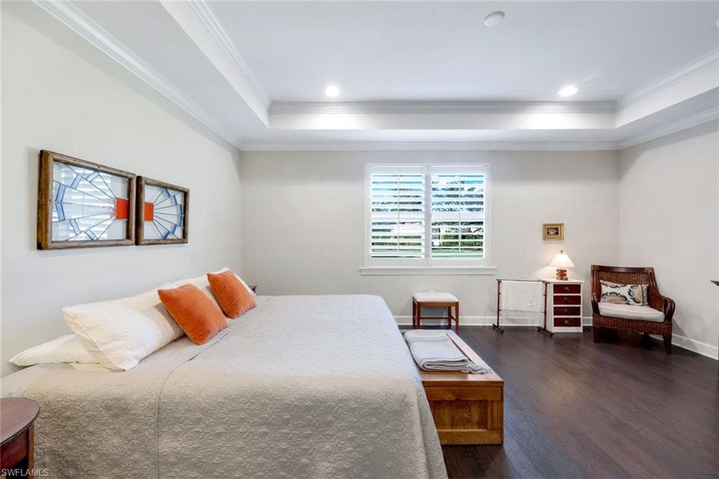 9302 Quarry Dr, Naples, FL 34120-20