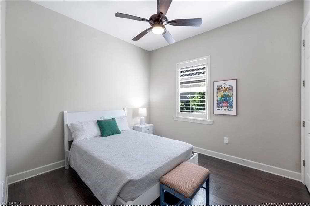 9302 Quarry Dr, Naples, FL 34120-24