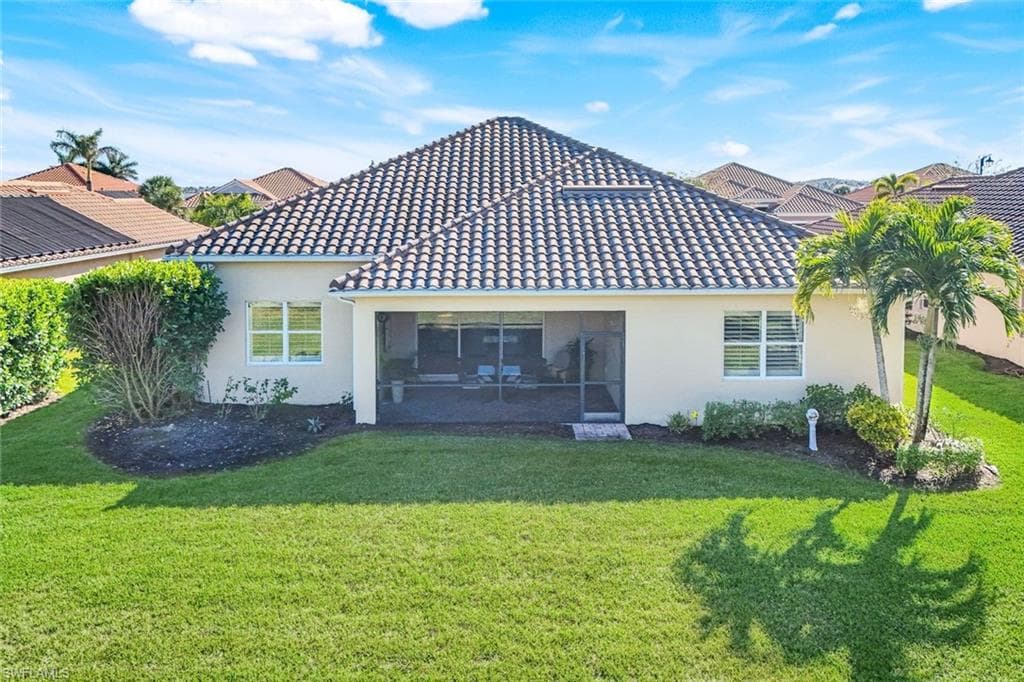 9302 Quarry Dr, Naples, FL 34120-33
