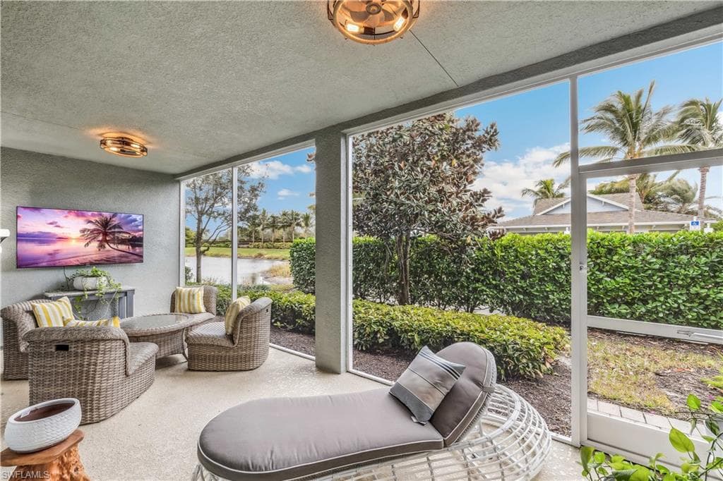 2318 Sawyers Hill Rd 103, Naples, FL 34120-20