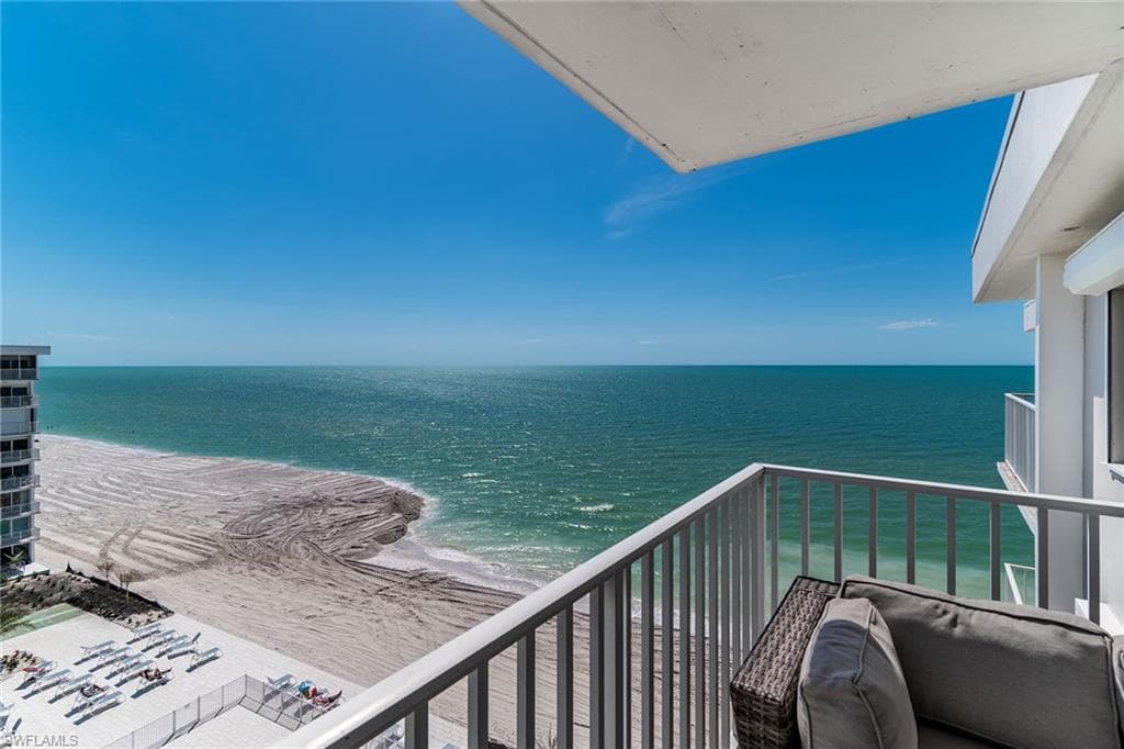 3443 Gulf Shore Blvd N 803, Naples, FL 34103-13