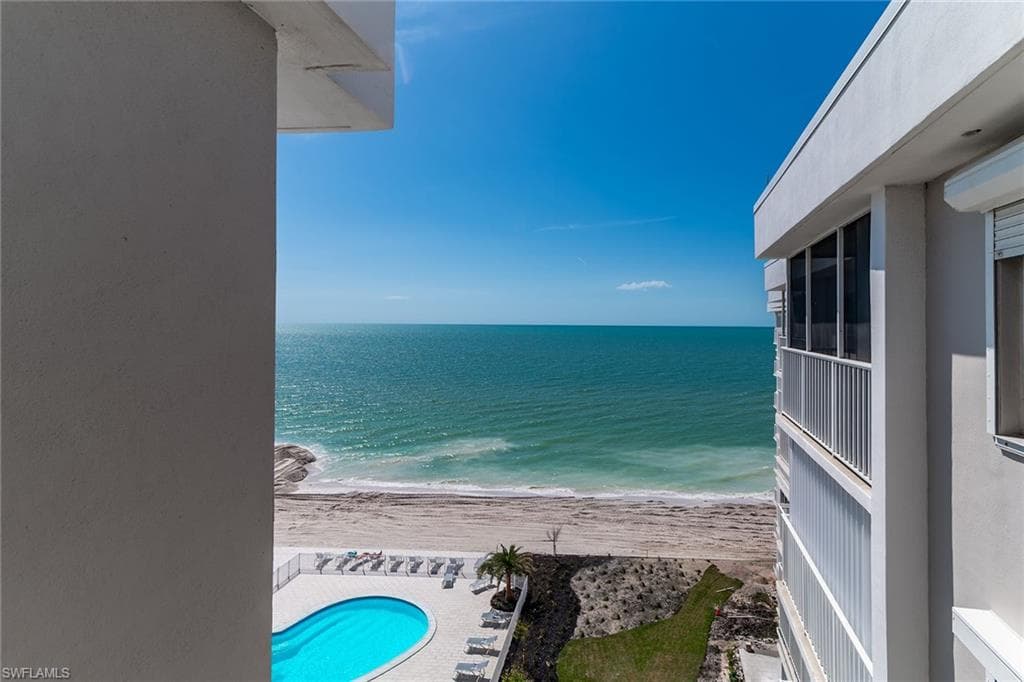 3443 Gulf Shore Blvd N 803, Naples, FL 34103-28