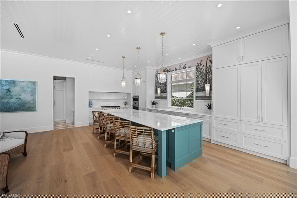 3295 Gordon Dr, Naples, FL 34102-13