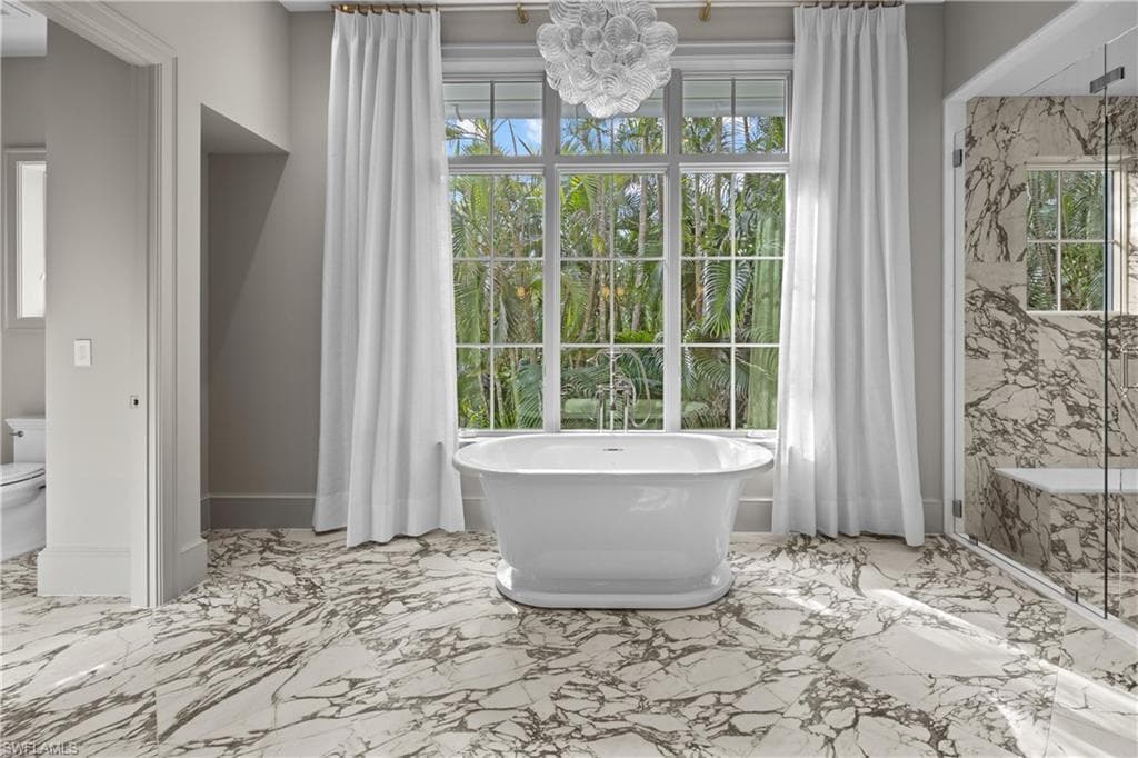 3295 Gordon Dr, Naples, FL 34102-19