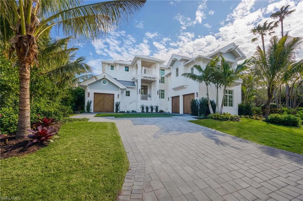 3295 Gordon Dr, Naples, FL 34102-2