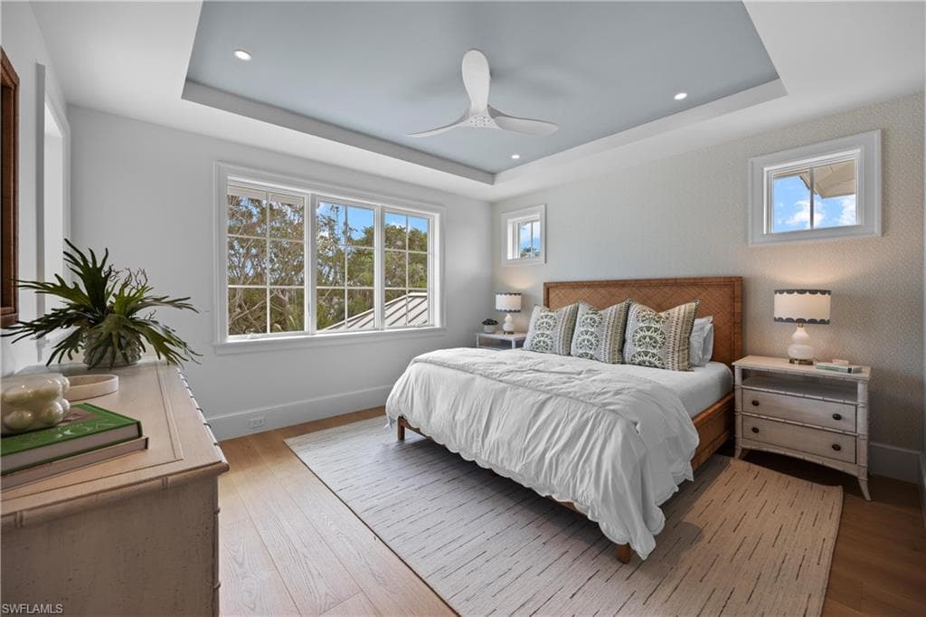 3295 Gordon Dr, Naples, FL 34102-46