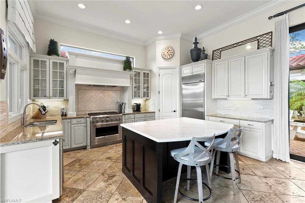 16811 Cabreo Dr, Naples, FL 34110-12