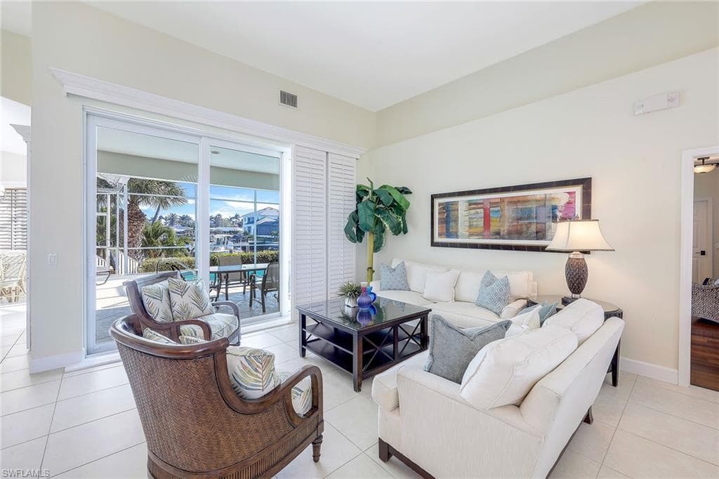 239 Castaways St, Marco Island, FL 34145-10