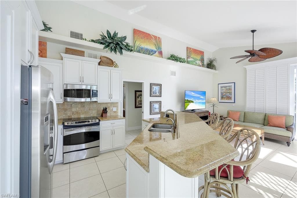 239 Castaways St, Marco Island, FL 34145-15