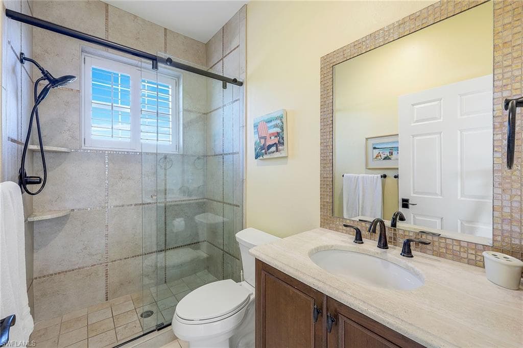 239 Castaways St, Marco Island, FL 34145-25
