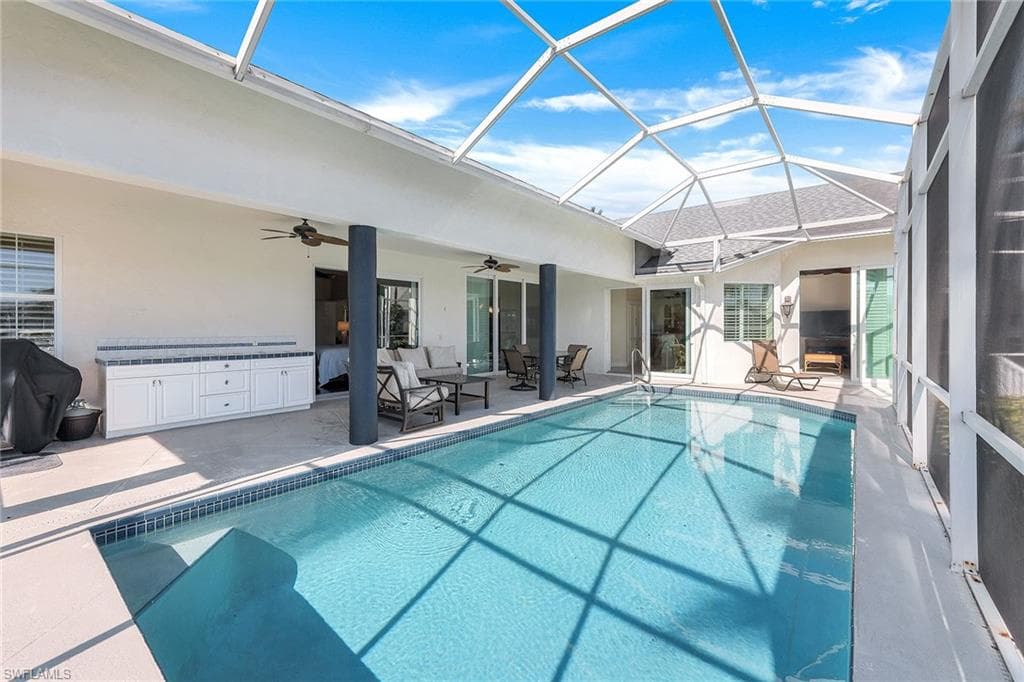 239 Castaways St, Marco Island, FL 34145-31