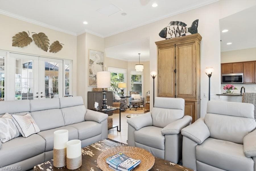 6965 Bent Grass Dr, Naples, FL 34113-7