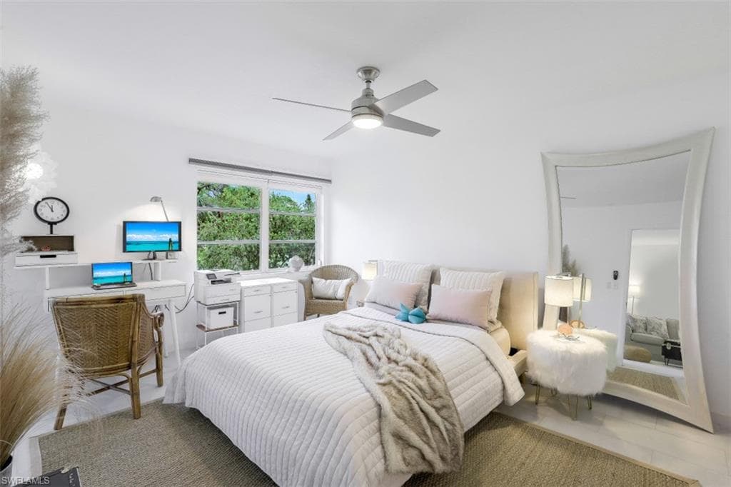 1056 Forest Lakes Dr A-201, Naples, FL 34105-15