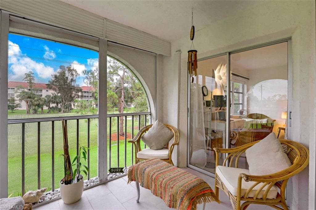 1056 Forest Lakes Dr A-201, Naples, FL 34105-21