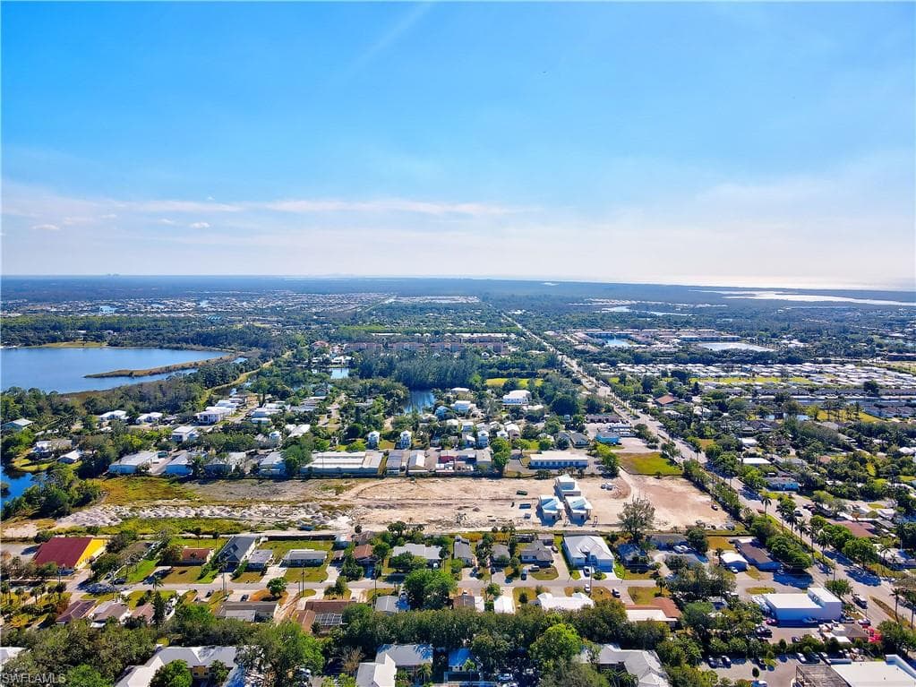 3010 Coco Ave, Naples, FL 34112-4