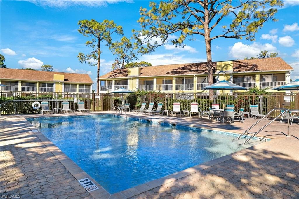 2668 Kings Lake Blvd 203, Naples, FL 34112-18
