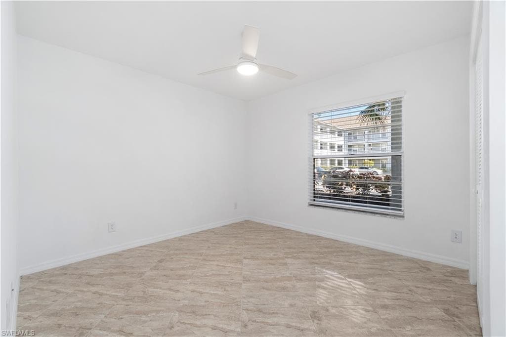 509 Roma Ct 104, Naples, FL 34110-9