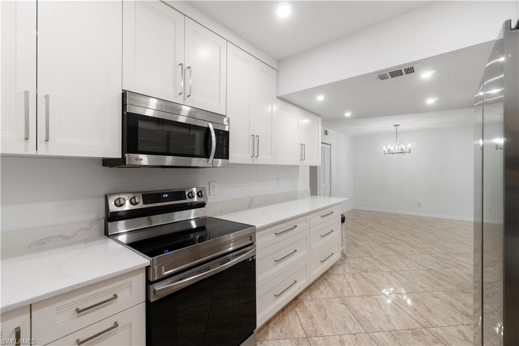 509 Roma Ct 104, Naples, FL 34110-16