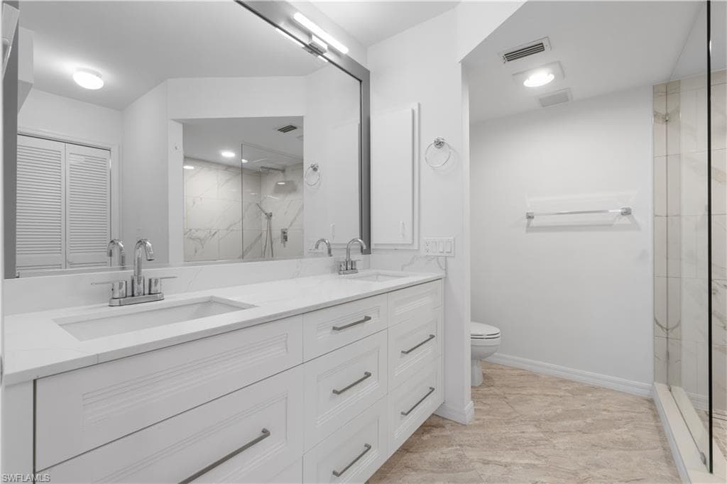 509 Roma Ct 104, Naples, FL 34110-23