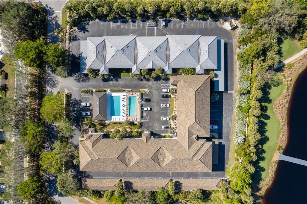 509 Roma Ct 104, Naples, FL 34110-36