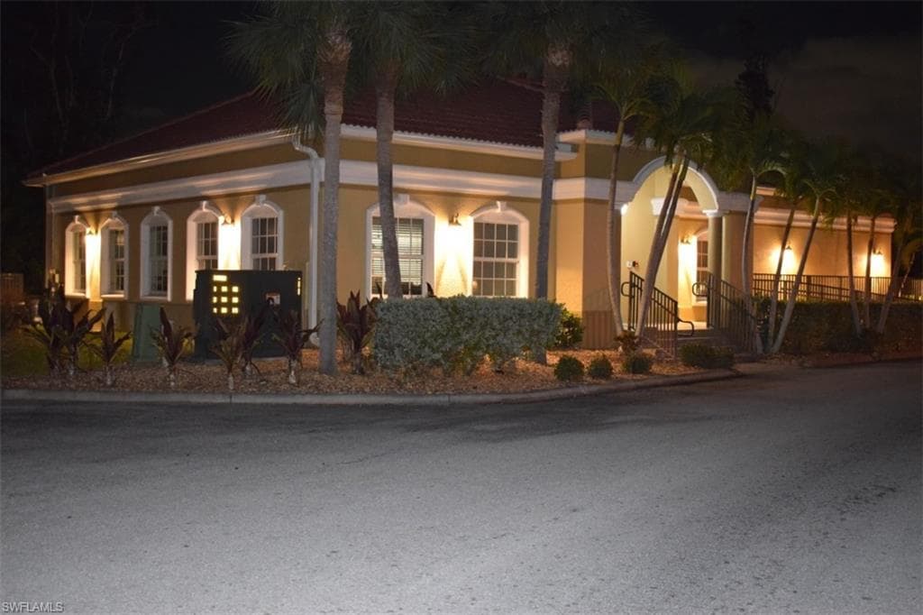 10041 Lake Cove Dr 202, Fort Myers, FL 33908-39
